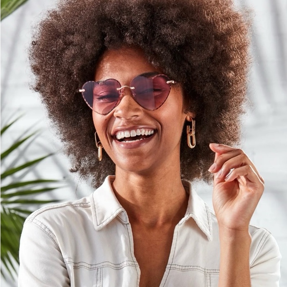 Foster Grant Sunglasses LOVE Purple/Pink Heart Shaped Rimless Lenses NWT